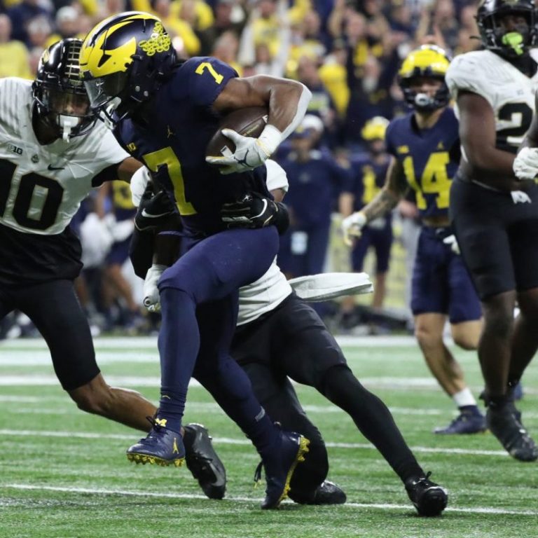 Michigan or TCU? Expert picks for Fiesta Bowl playoff semifinal