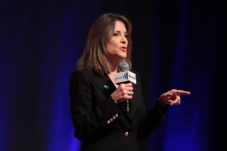 Potential Biden challenger Marianne Williamson heads to New Hampshire