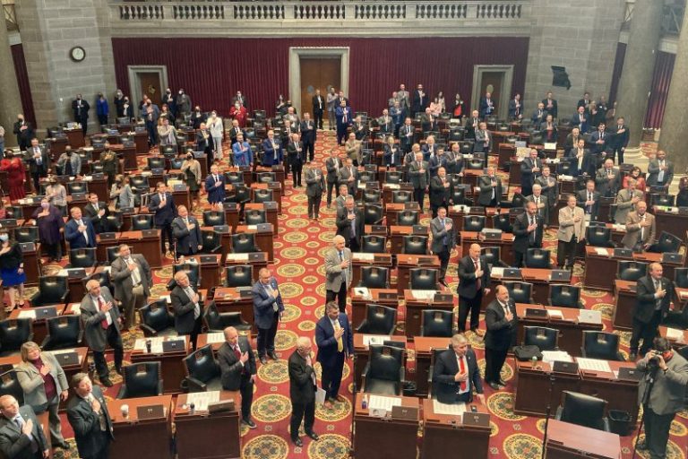 Missouri Republicans block proposed ban on kids carrying guns in public