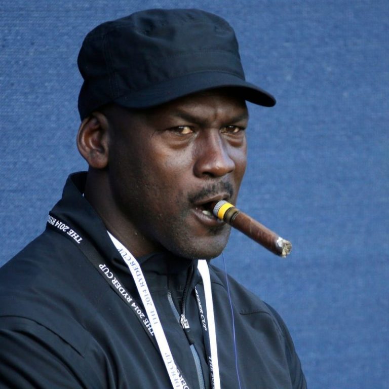 Golf handicaps: Just how good are your favorite celebrities, athletes?