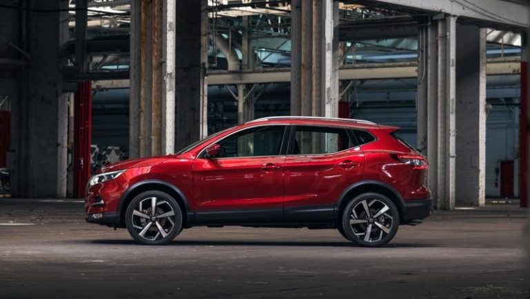 Nissan recalls more than 700,000 Rogues over car key defect that can shut off the engine