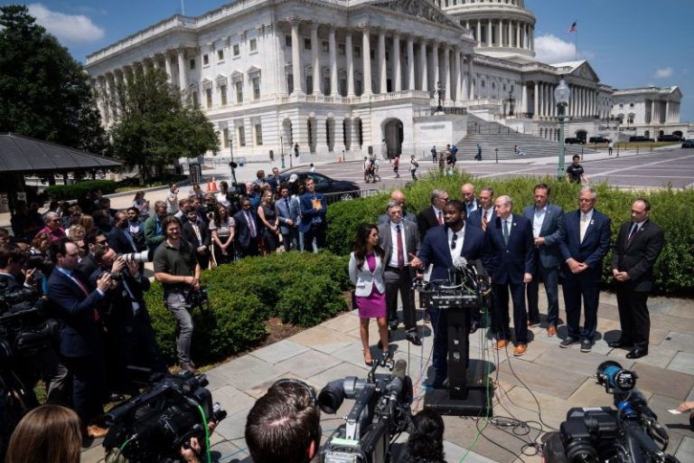 A big GOP split on the debt ceiling: Pre-Trump vs. post-Trump