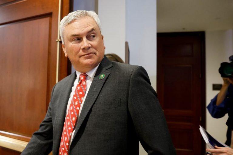 Is House Oversight’s pressure on FBI just a Giuliani goose chase?