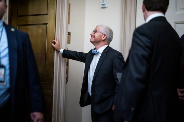 Congress could grant the temporary House speaker more power. Here’s how.