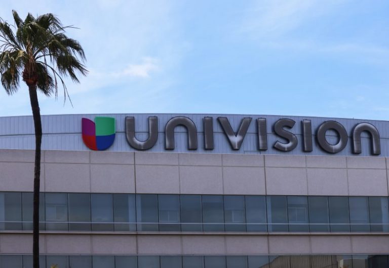Hispanic conservatives defend Univision amid backlash over Trump interview