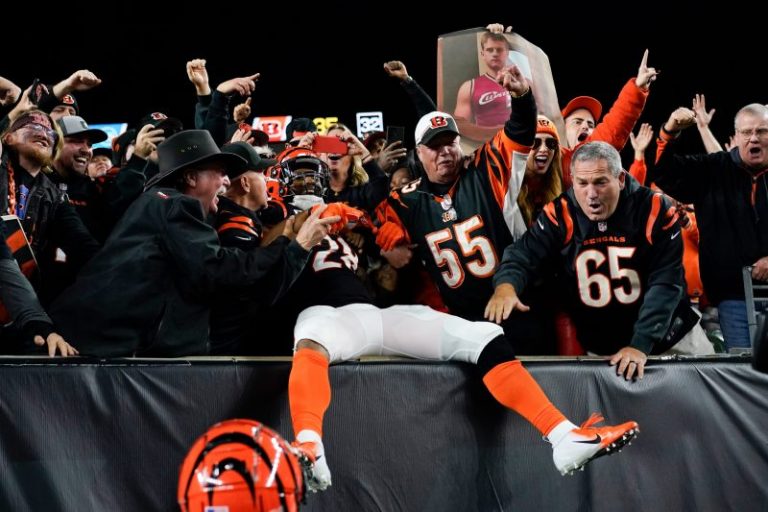 Winners and losers from SNF: Bengals get fourth straight win