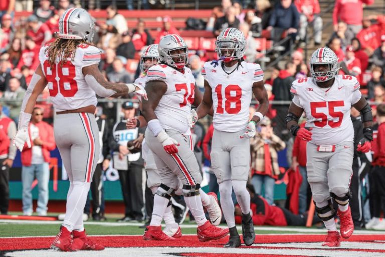 Will Ohio State stay at No. 1? Predicting playoff ranking release