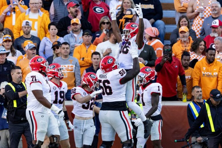 Georgia, USC headline college football winners and losers from Week 12