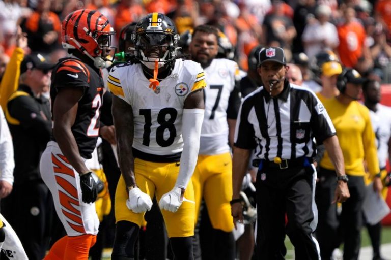 Report: Steelers had heated locker-room argument after loss to Browns