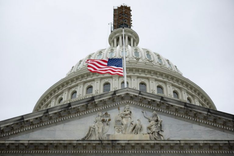 Moody’s lowers U.S. credit outlook, citing political dysfunction