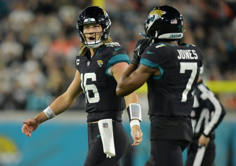 Jaguars provide update on Trevor Lawrence’s availability vs. Browns