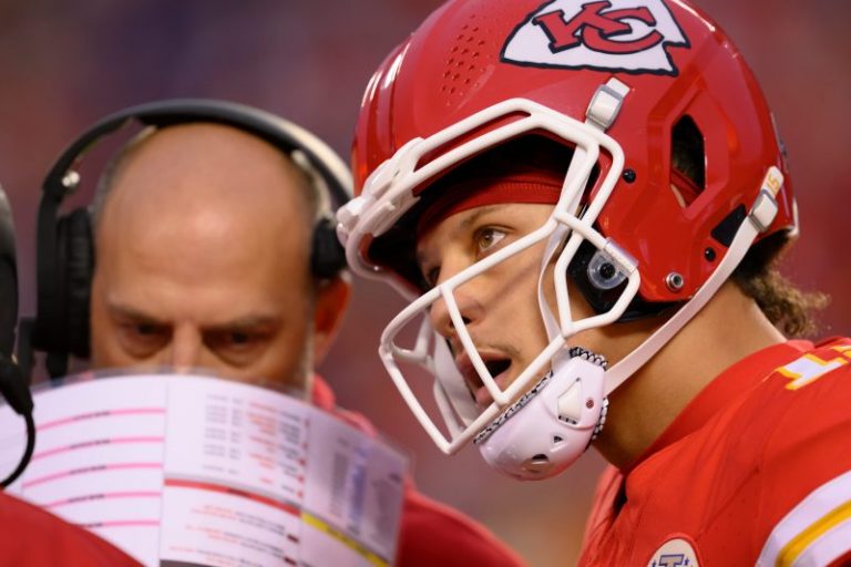 Patrick Mahomes, Chiefs are wildly off mark in blaming NFL refs