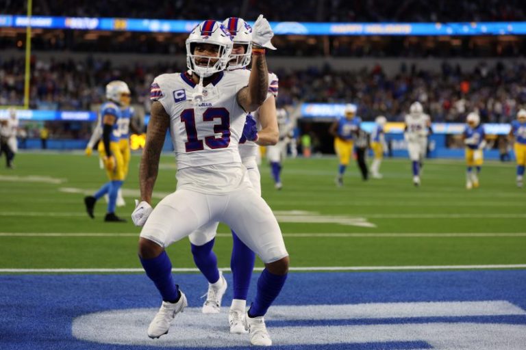 Winners and losers: Bills escape LA with crucial win over Chargers