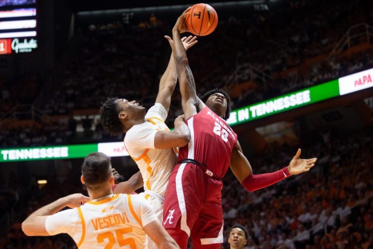 What men’s college basketball games are today? Here are the five best