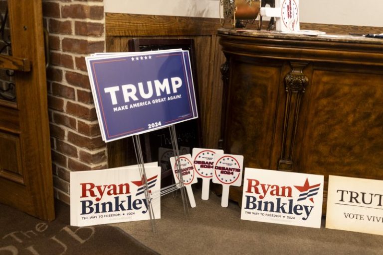 One sign of Trump’s primary strength: Fewer post-Iowa opponents