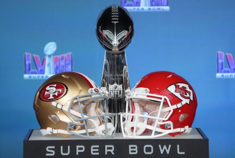 Univision ready for ‘historic transmission’ of Super Bowl