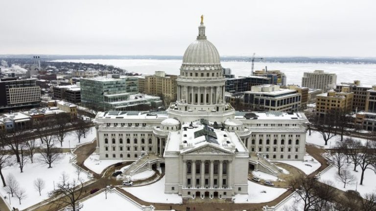 Wisconsin Republicans vote to weaken their lock on the legislature