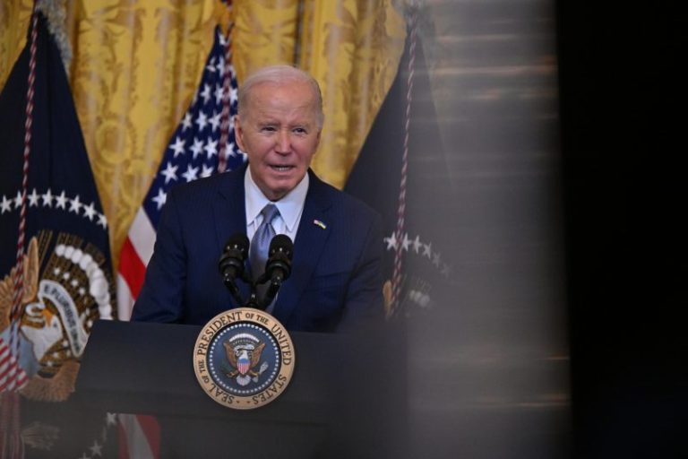 Biden convenes congressional leaders as federal shutdown deadline nears