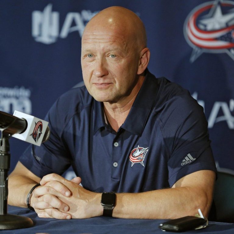 NHL team fires general manager 3 weeks before trade deadline