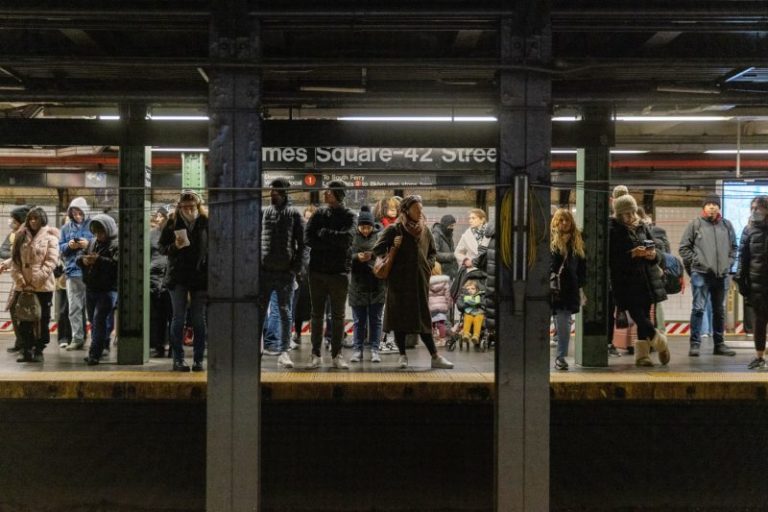 U.S. added 275,000 jobs in February, more than expected — but unemployment rate climbs