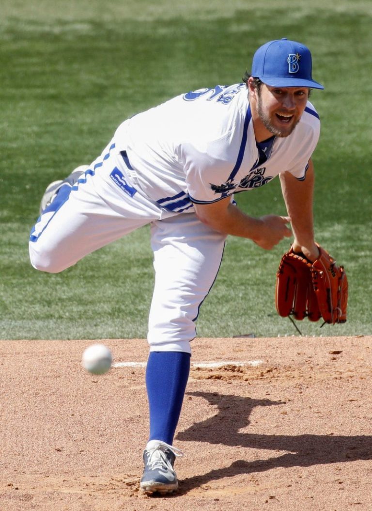 Trevor Bauer dominates against minor leaguers, but no MLB scout saw it