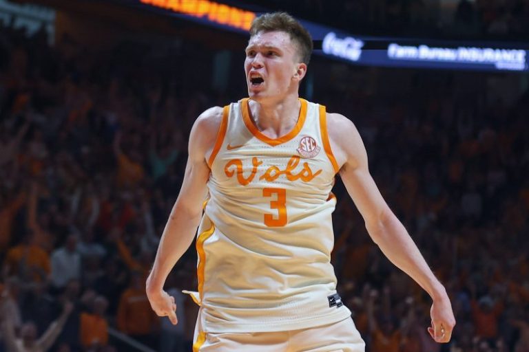 Who is Dalton Knecht? Meet Tennessee’s standout guard