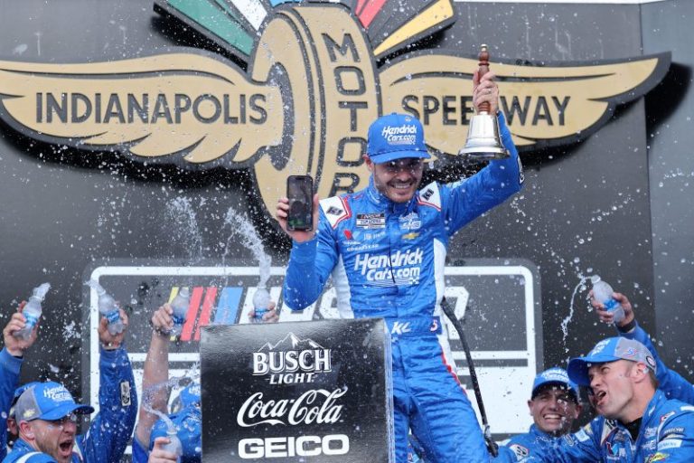 Larson wins at Indianapolis: Recap, results, highlights of Brickyard 400