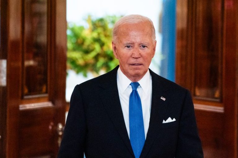 Biden faces growing political crisis over response to debate performance