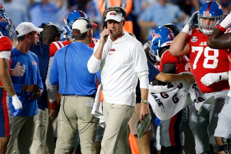 How Lane Kiffin, other coaches got longer deals than state law allows