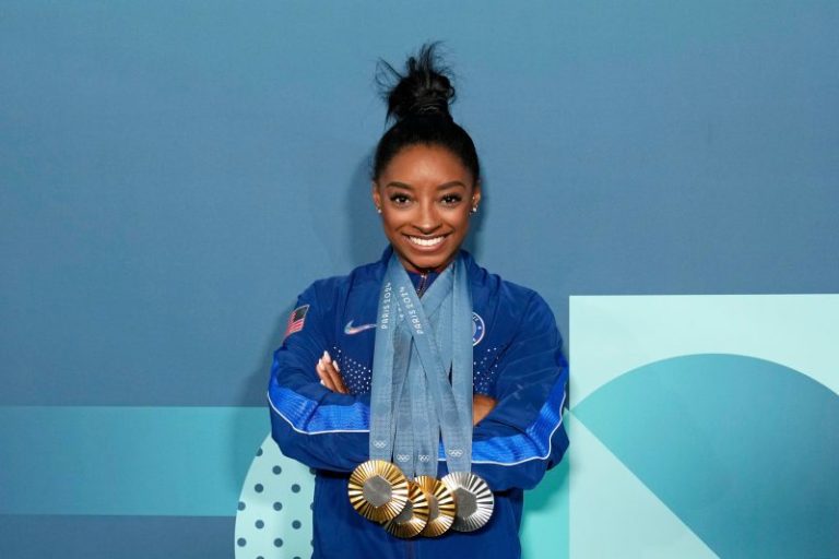 Gymnastics highlights: Simone Biles, Jordan Chiles medal on floor