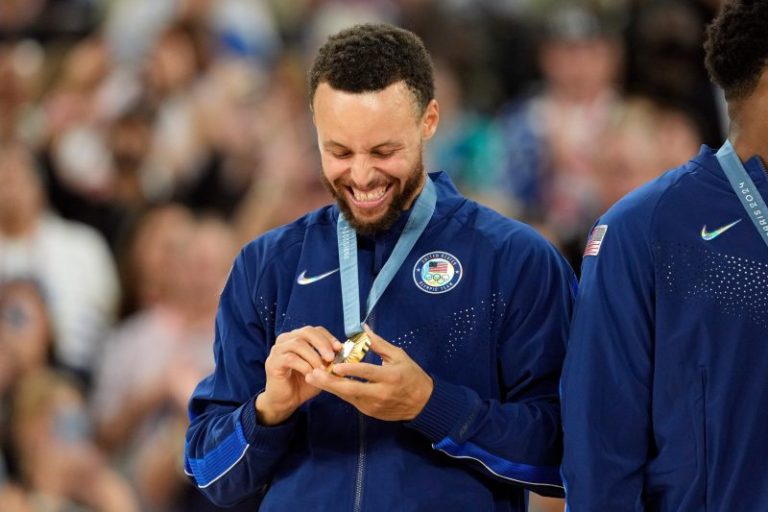 Winners, losers from Olympic men’s hoops: Steph, LeBron dazzle