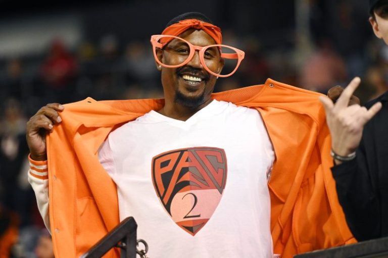 What’s left of Pac-12 as college football season arrives