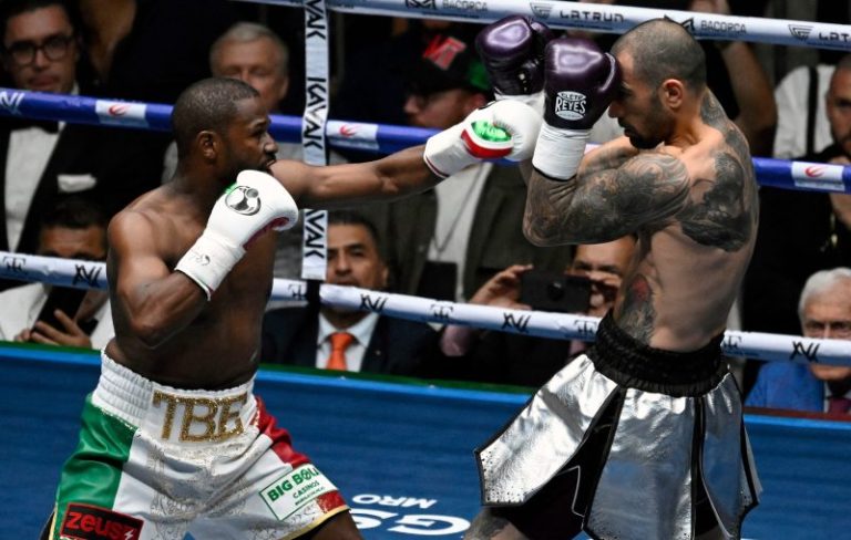 Floyd Mayweather Jr. vs. John Gotti III fight: Round-by-round analysis