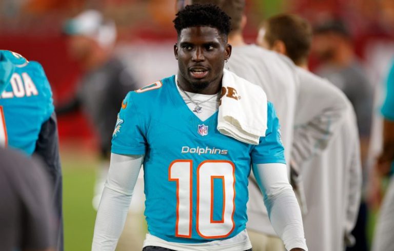 Dolphins’ Tyreek Hill joins fight for police reform after detainment