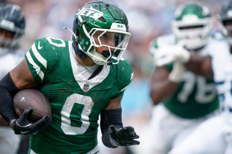 Meet the NFL’s youngest player, Jets RB Braelon Allen