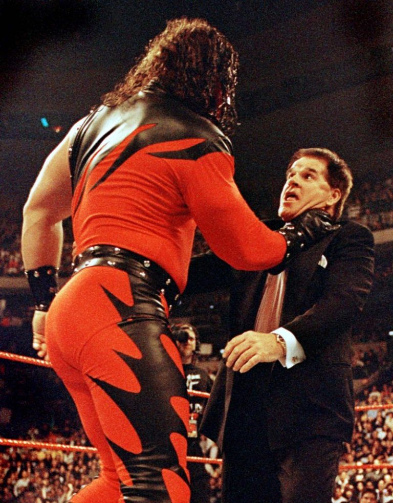 Look: How Pete Rose became a WWE Hall of Famer