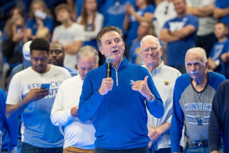 Watch: Rick Pitino makes triumphant return to Kentucky