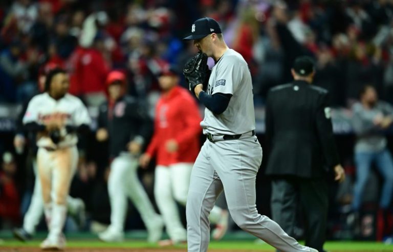 Yankees are left to pick up the pieces after crushing Game 3 loss