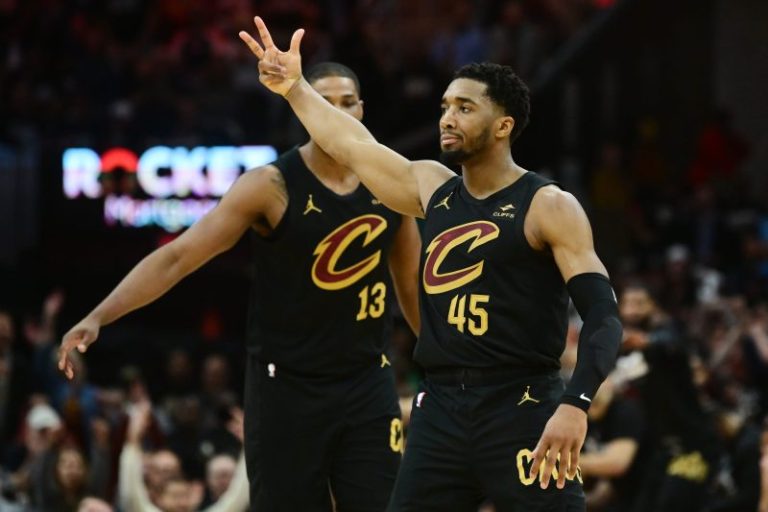 Where do the 15-0 Cavaliers rank among NBA’s best starts?