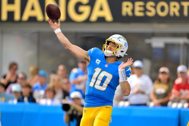 Fantasy football rankings for Week 12: PPR and non-PPR