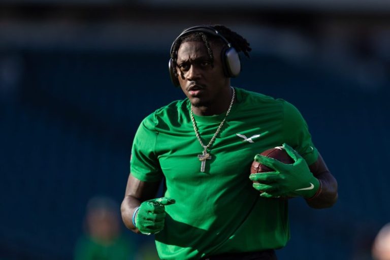 A.J. Brown injury update: Eagles WR received MRI for knee
