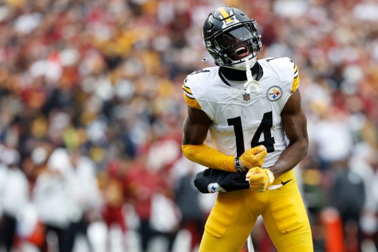 Will Steelers’ uneven offense hold up or wilt in brutal final stretch?