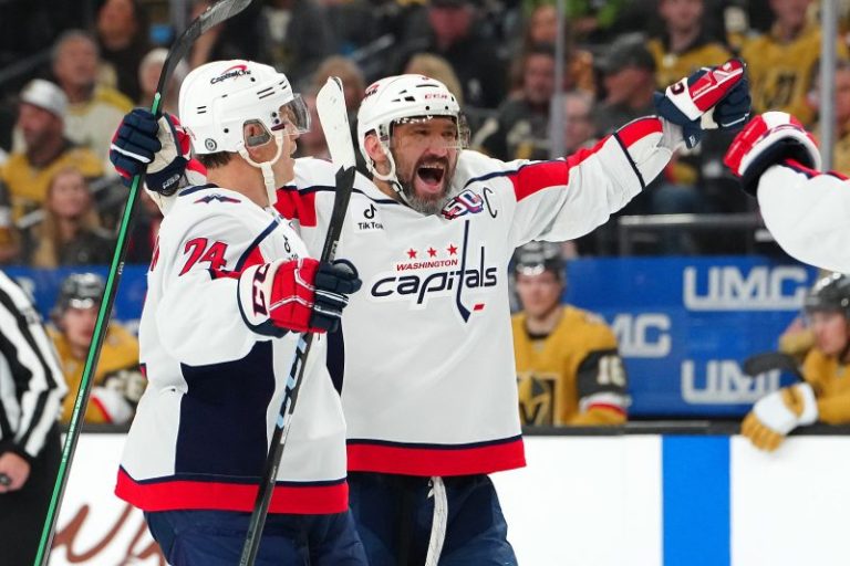 Ovechkin gets hat trick, needs fewer than 30 goals to top Gretzky record