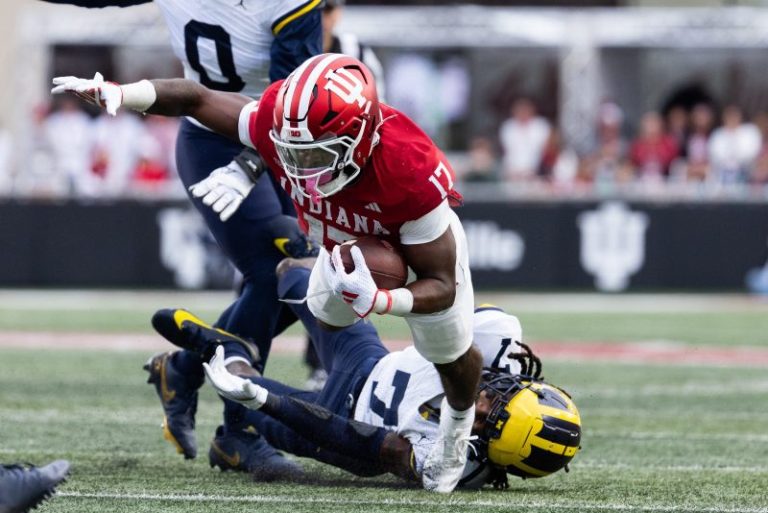 Playoff bracket prediction: Indiana boots Tennessee; Colorado moves in