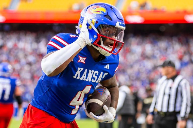 Highlights: Colorado suffers critical loss at hands of Kansas