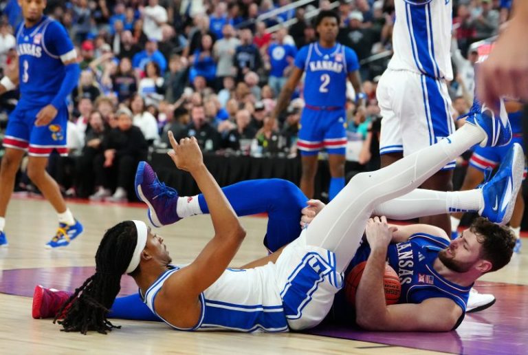 Kansas star ejected after kicking Duke player in head