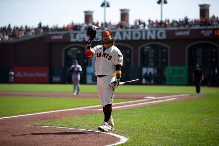 Longtime San Francisco Giants star announces retirement