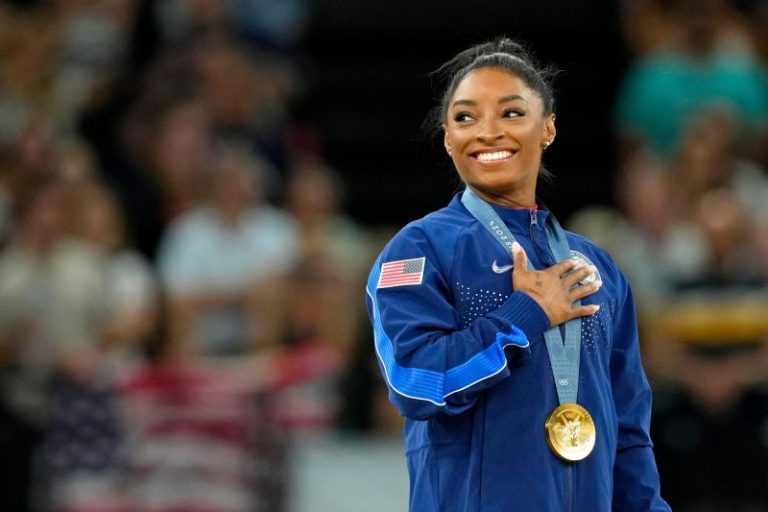 USA TODAY panel: Simone Biles, Caitlin Clark for Athlete of the Year