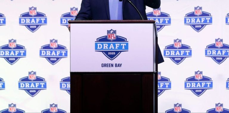 2025 NFL draft order live updates