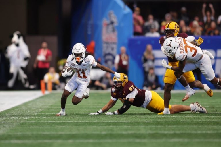 Texas loses lead, beats Arizona State in overtime at Peach Bowl